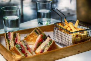 Jaki wpływ na nasze zdrowie mają fast foody
